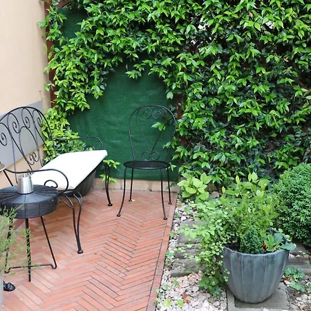 Apartment Paradiso24 *